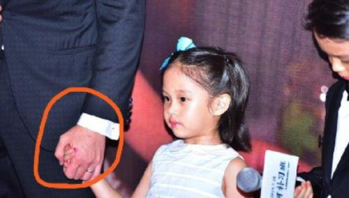 孙俪爆料邓超视频,夫妻甜蜜互动引网友热议 第3张 孙俪爆料邓超视频,夫妻甜蜜互动引网友热议 第3张